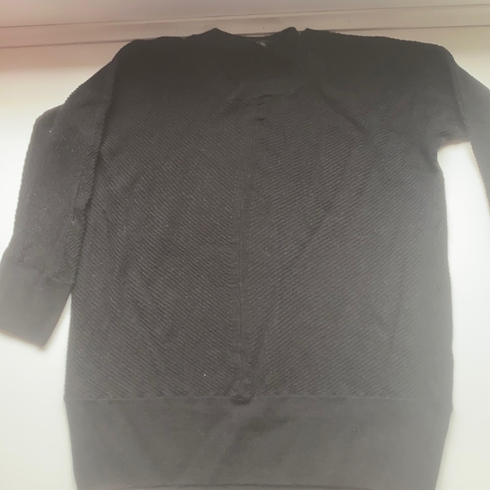 Textured fitted black pure merino wool sweater